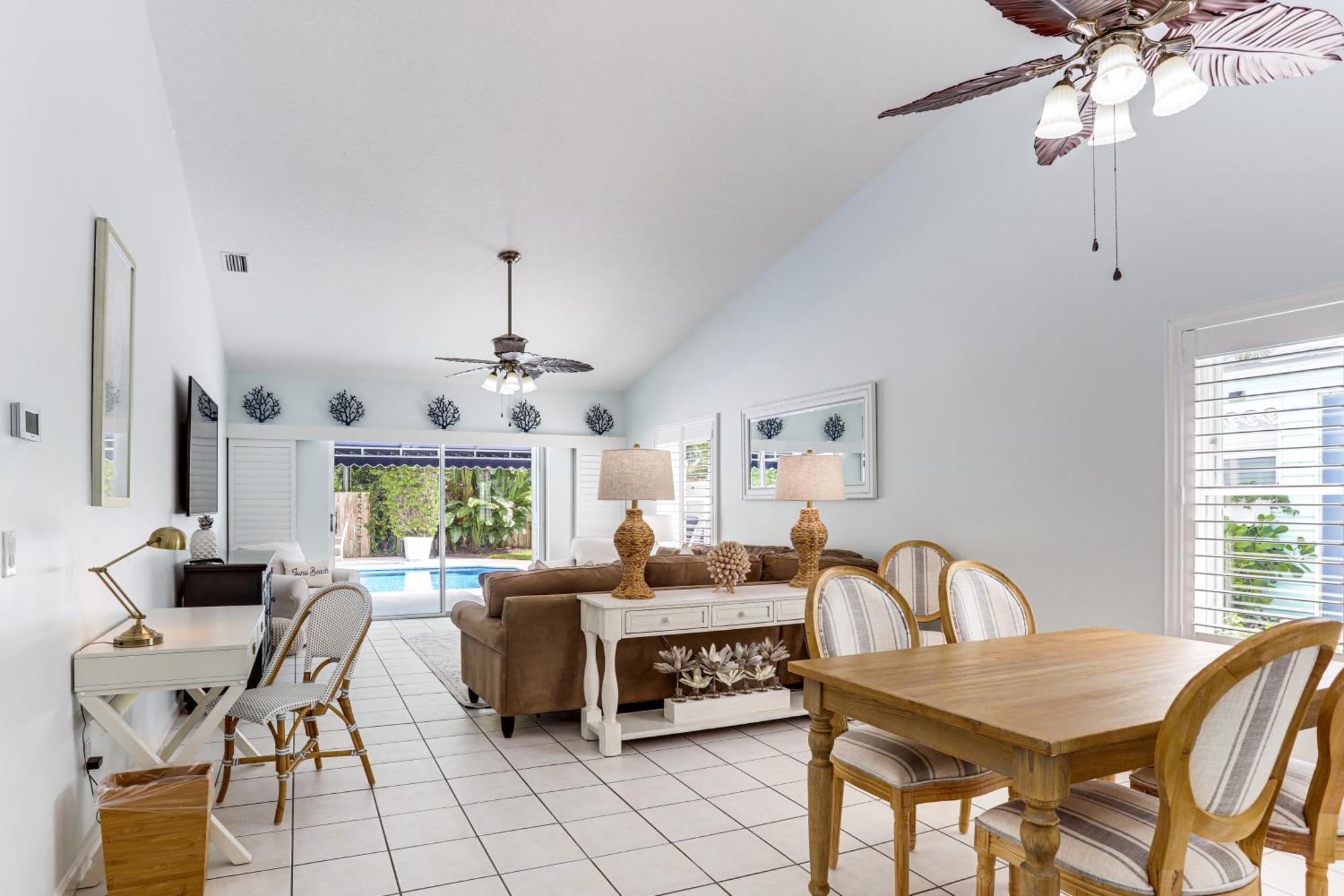 Coastal Villa With Private Yard And Heated Pool! North Palm Beach Exterior foto